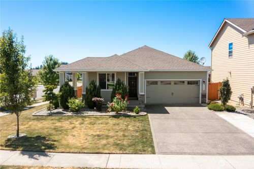 202 Grennan Ln N, Enumclaw, WA, 98022-5029 | Card Image