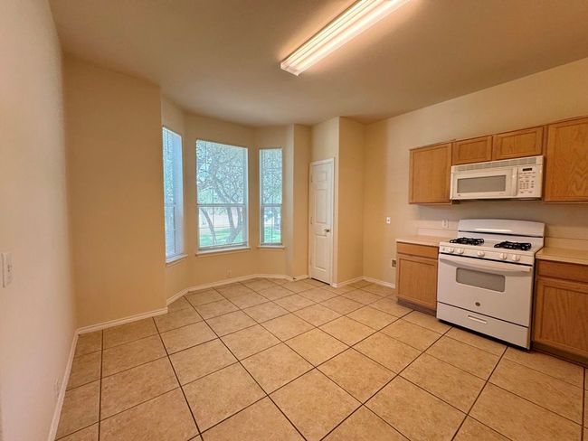 A - 251 Utterback, Townhouse with 2 bedrooms, 3 bathrooms and 1 parking in Kyle TX | Image 8