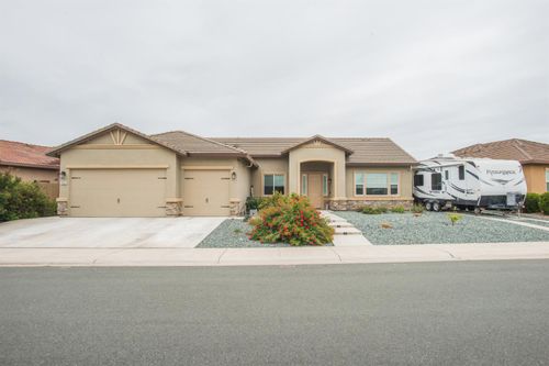 1082 Marichal Way, Galt, CA, 95632-3077 | Card Image