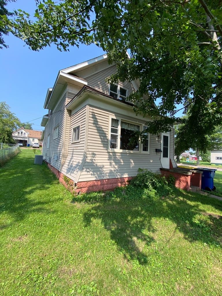 River St, Merrill, WI 54452