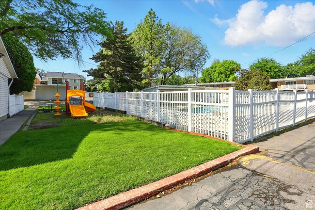 View of yard | Image 26