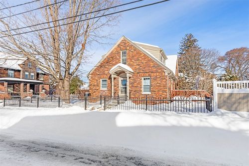 31 Washington Street, Warren, RI, 02885 | Card Image