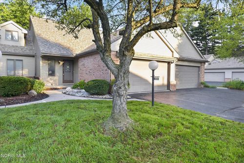 3127 Evergreen Rd, Toledo, OH, 43606-1200 | Card Image