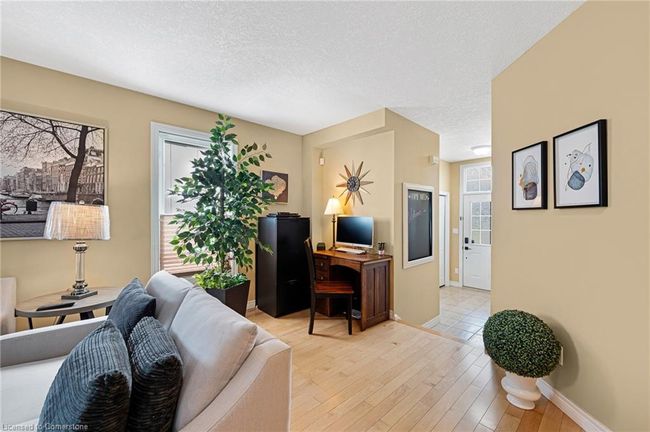 74 Colton Cir, Townhouse with 3 bedrooms, 4 bathrooms and 3 parking in Kitchener ON | Image 11