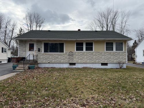 5 Prospect Ave, Plattsburgh, NY, 12901-2304 | Card Image