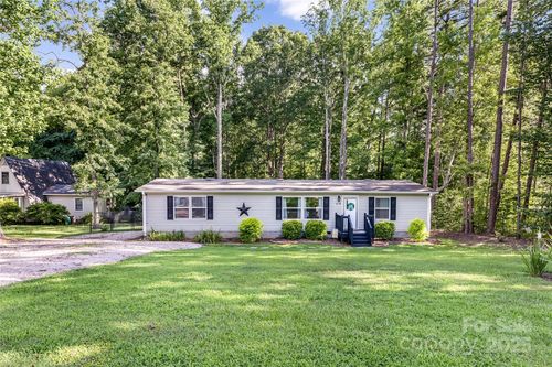 615 Red Leaf Ln, China Grove, NC, 28023-9699 | Card Image