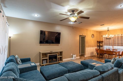 2303 Sondra Ct, Southport, FL, 32409-4167 | Card Image