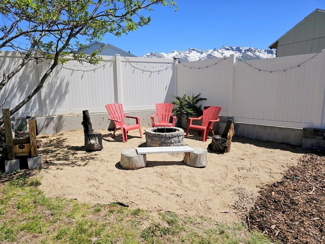 782 Thorpe Dr, House other with 4 bedrooms, 3 bathrooms and null parking in Spring Creek NV | Image 5