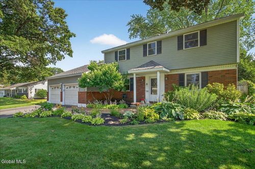 9 Eldorado Dr, Clifton Park, NY, 12065-5711 | Card Image
