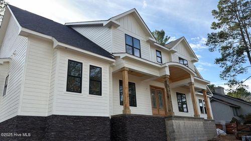 730 Diamondhead Dr S, Pinehurst, NC, 28374-9771 | Card Image