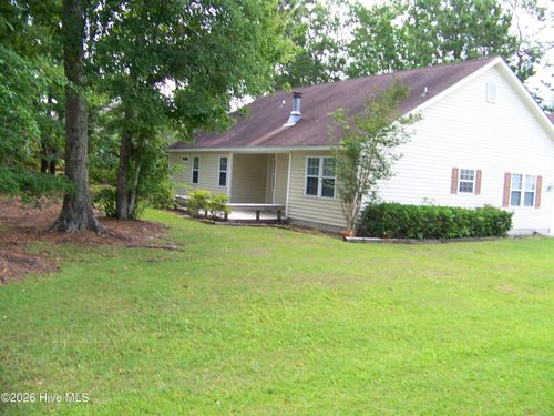 901 Lord Granville Dr, Morehead City, NC, 28557-8972 | Card Image