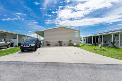 7559 Ratan Cir, PORT CHARLOTTE, FL, 33981-2620 | Card Image