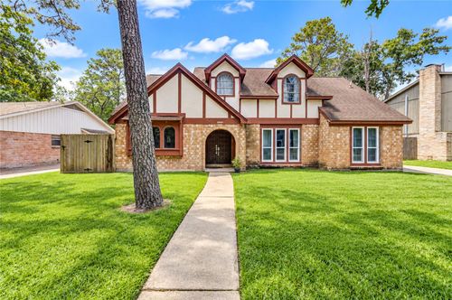 2051 Shadow Rock Dr, Kingwood, TX, 77339-2233 | Card Image