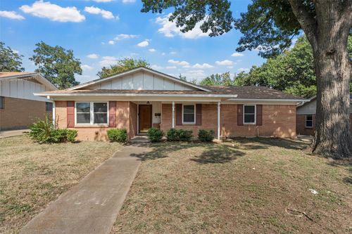 925 Melrose Dr, Waco, TX, 76710-4235 | Card Image