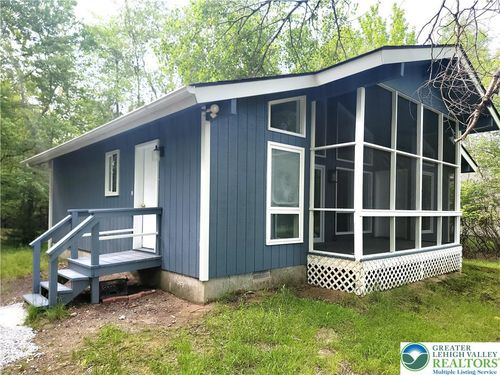 6522 Runnymead Ln, Coolbaugh Twp, PA, 18466-3252 | Card Image