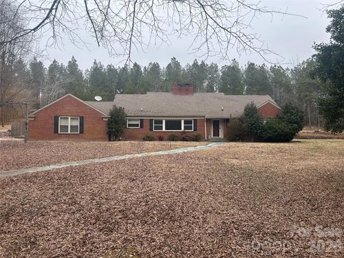 219 S Main St, Mount Gilead, NC, 27306-9223 | Card Image