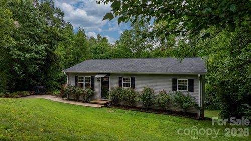 1172 Sunset Ct, Conover, NC, 28613-8417 | Card Image