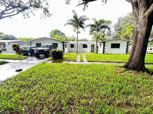 1-4661 Nw 4th St, Plantation, FL, 33317-2062 | Card Image