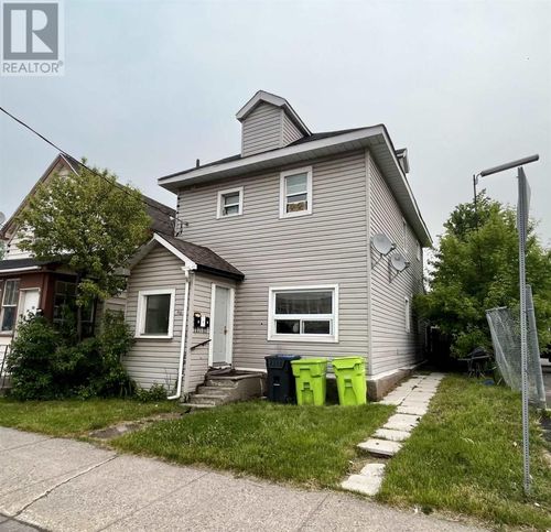 112 Wellington St W, Sault Ste. Marie, ON, P6A1H1 | Card Image