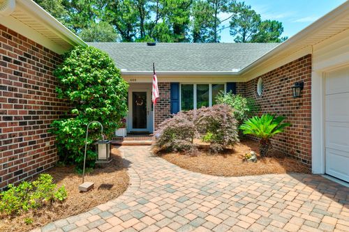 466 Country Club Dr., Pawleys Island, SC, 29585 | Card Image