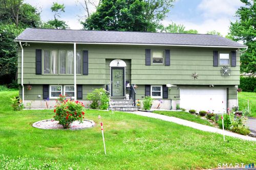 152 Saugus Ave, Watertown, CT, 06779-2328 | Card Image