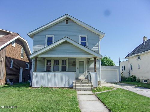 444 Union Ct, Fostoria, OH, 44830-1952 | Card Image
