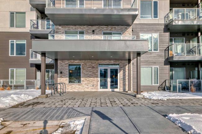 103 - 150 Shawnee Square Sw, Home with 2 bedrooms, 2 bathrooms and 1 parking in Calgary AB | Image 2
