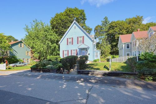 19 Irving St, Spencer, MA, 01562-2218 | Card Image