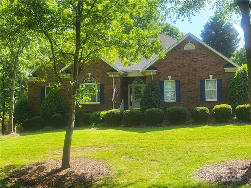 2113 Fox Hunt Dr, Monroe, NC, 28110-6957 | Card Image