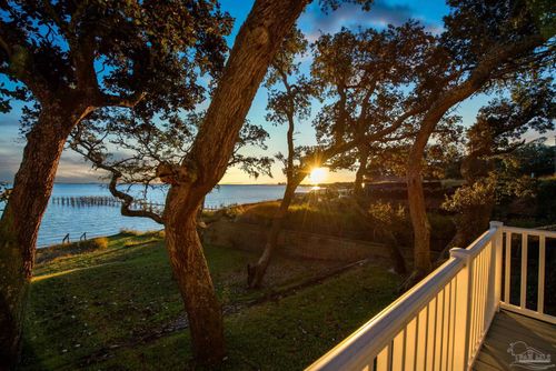 2062 Blue View Ct, Navarre, FL, 32566-3012 | Card Image