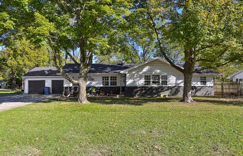 2410 S Fremont Ave, Springfield, MO, 65804-3106 | Card Image