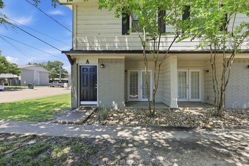 a-1403 Airline Dr, College Station, TX, 77845-5255 | Card Image