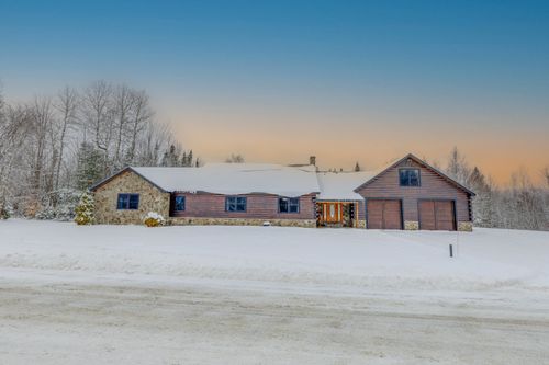 84 Ruth Rd, Twin Mountain, NH, 03595-2063 | Card Image