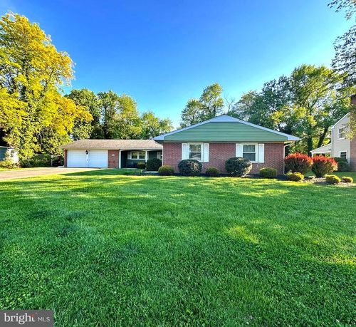 21 Tyler Dr, Willingboro, NJ, 08046-3623 | Card Image
