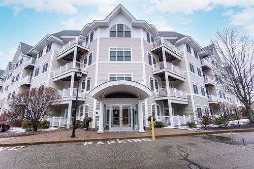 unit-1311-614 Pond St, Braintree, MA, 02184-6860 | Card Image