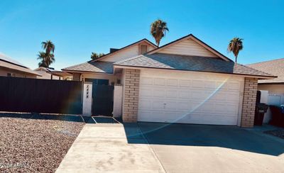 1833 E Bluefield Avenue, House other with 3 bedrooms, 2 bathrooms and null parking in Phoenix AZ | Image 2