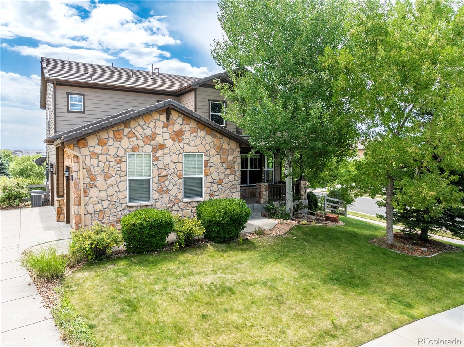 Promontory Loop, Broomfield, CO 80023