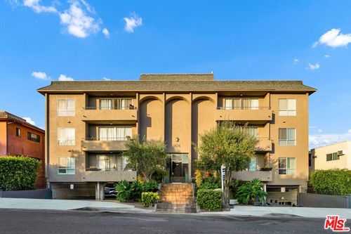 207-1424 Amherst Ave, LOS ANGELES, CA, 90049 | Card Image