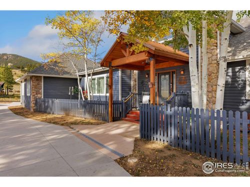 405 Ponderosa Ave, Estes Park, CO, 80517-7022 | Card Image