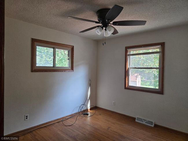 Upper Level Bedroom | Image 25