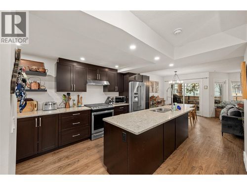 210-2125 Burtch Rd, Kelowna, BC, V1Y8N1 | Card Image