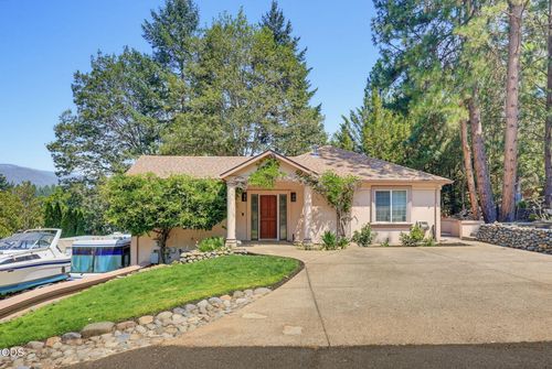 935 S 3rd Street, Jacksonville, OR, 97530 | Card Image