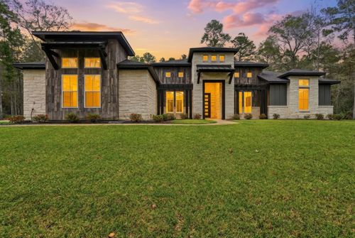 282 Red Hawk Rd, Huntsville, TX, 77340-1050 | Card Image