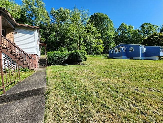 129 Water Street, House other with 2 bedrooms, 1 bathrooms and 2 parking in Kiskiminetas Twp PA | Image 4