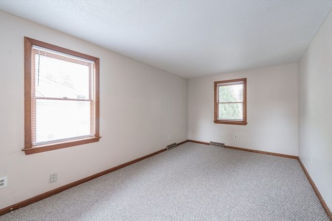 34 Luden St, House other with 2 bedrooms, 2 bathrooms and 2 parking in Springfield MA | Image 16