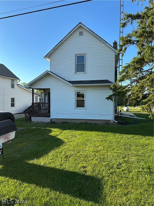 4316 Pleasant St, Willard, OH, 44890-9411 | Card Image