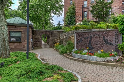 6e6f-171 Pearsall Drive, Mount Vernon, NY, 10552 | Card Image