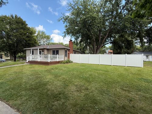 1122 N 4th St, Montevideo, MN, 56265-1022 | Card Image