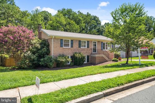 13415 Kingsman Rd, WOODBRIDGE, VA, 22193-4844 | Card Image
