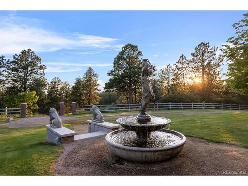 2072 Summit St, Franktown, CO, 80116-8519 | Card Image